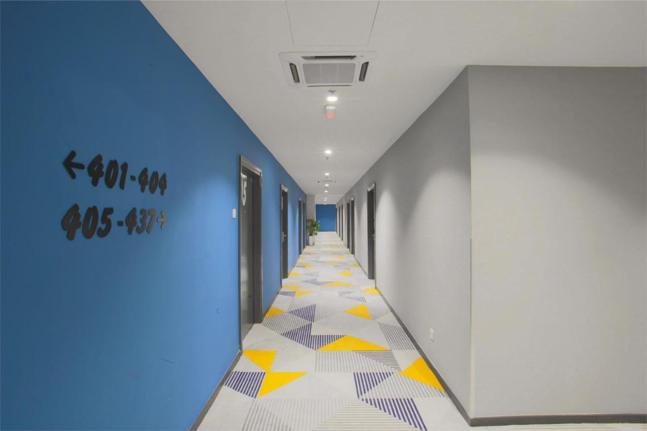 Fives Hotel Dnp Johor Bahru Exterior photo